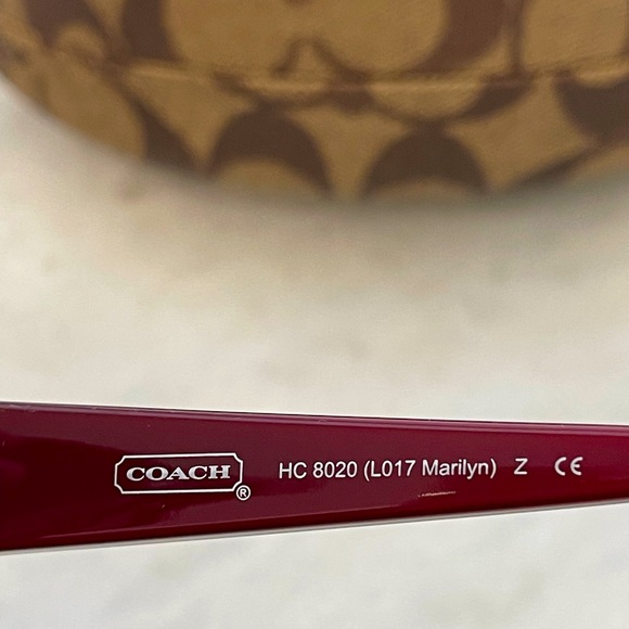 EUC Coach Marilyn Sunglasses with Case - Picture 6 of 7